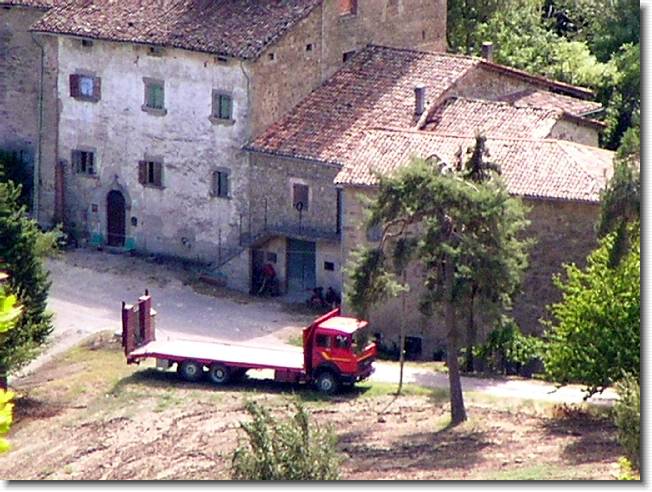 Clicca per scorrere le foto originali ingrandite