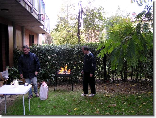 Clicca per scorrere le foto originali ingrandite