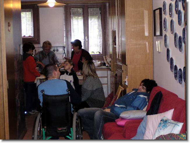 Clicca per scorrere le foto originali ingrandite