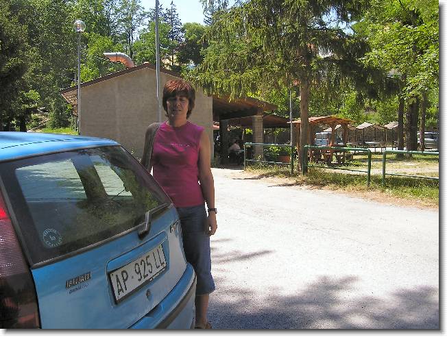 Clicca per scorrere le foto originali ingrandite