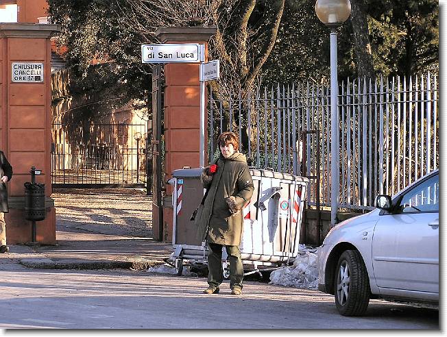 Clicca per scorrere le foto originali ingrandite