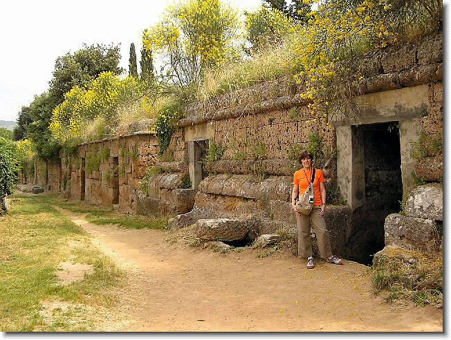 Clicca per scorrere le foto originali ingrandite