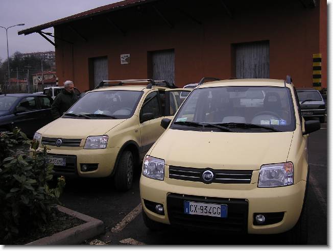 Clicca per scorrere le foto originali ingrandite