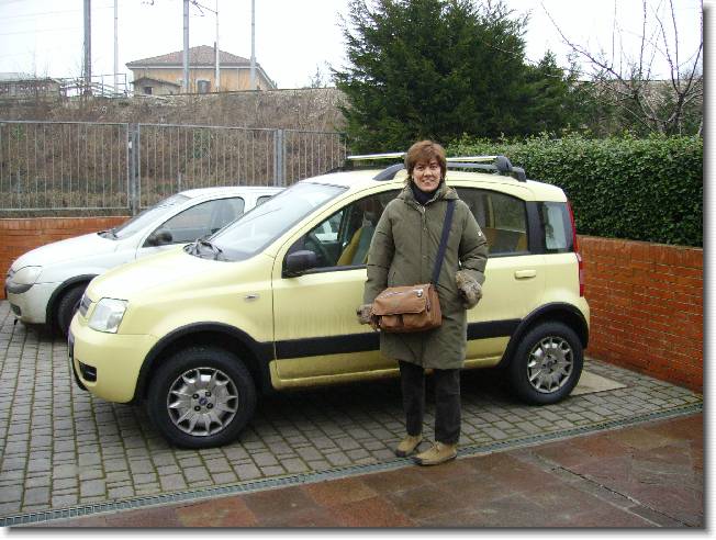 Clicca per scorrere le foto originali ingrandite