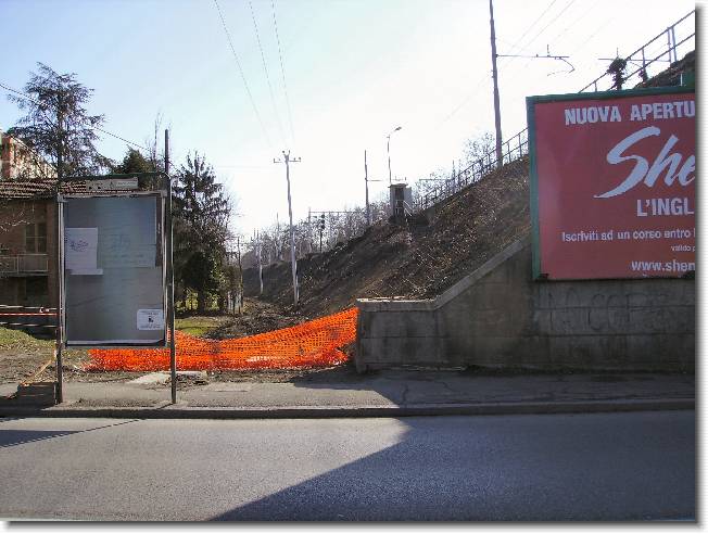 Clicca per scorrere le foto originali ingrandite