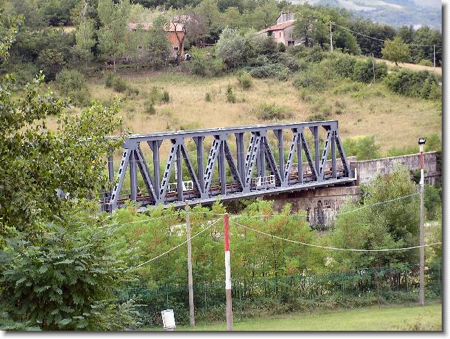 Clicca per scorrere le foto originali ingrandite