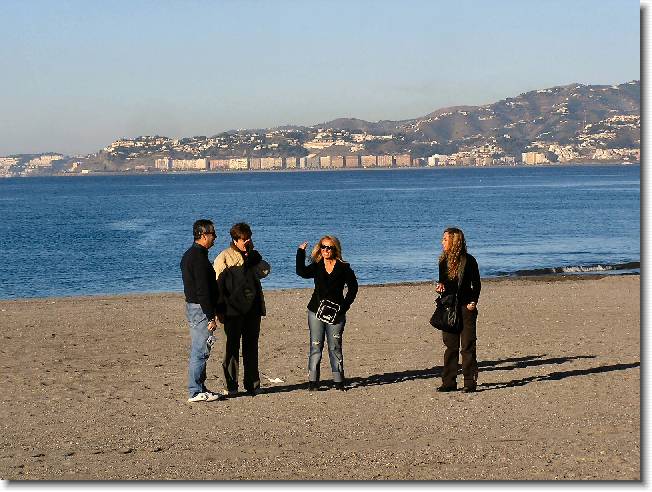 Clicca per scorrere le foto originali ingrandite