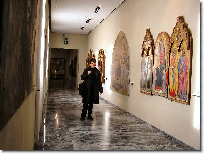 Clicca per scorrere le foto originali ingrandite