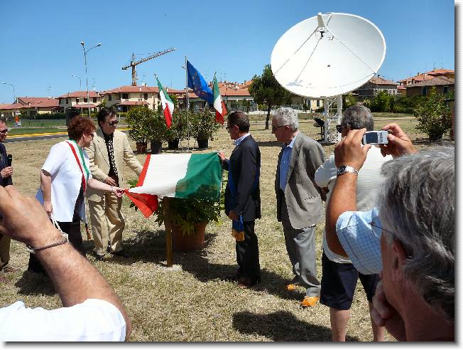 Clicca per scorrere le foto originali ingrandite