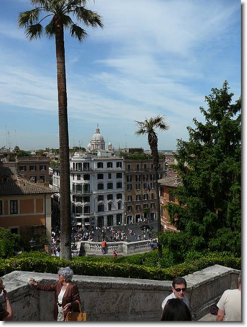 Clicca per scorrere le foto originali ingrandite