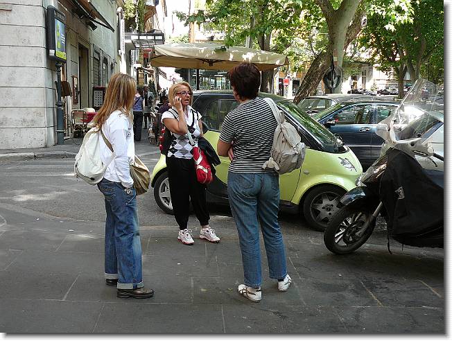 Clicca per scorrere le foto originali ingrandite