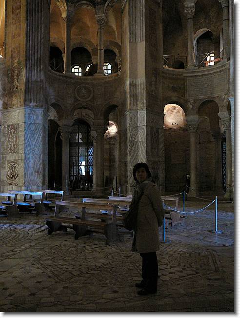 Clicca per scorrere le foto originali ingrandite