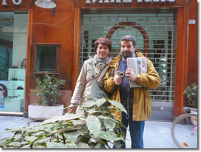 Clicca per scorrere le foto originali ingrandite