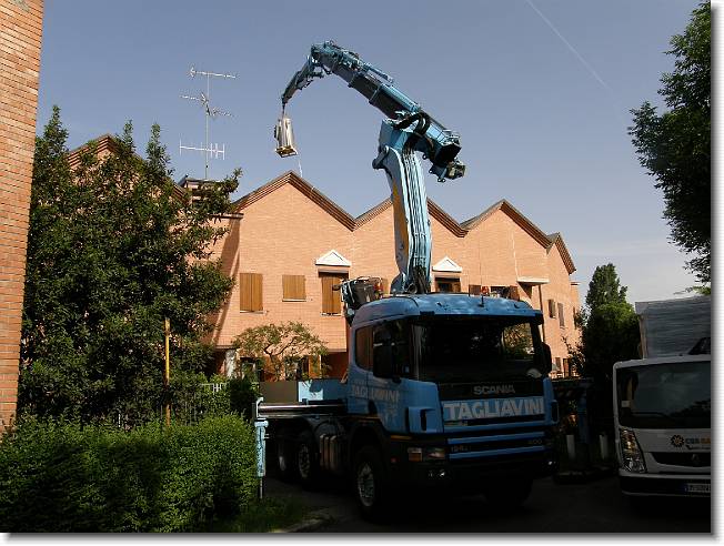 Clicca per scorrere le foto originali ingrandite