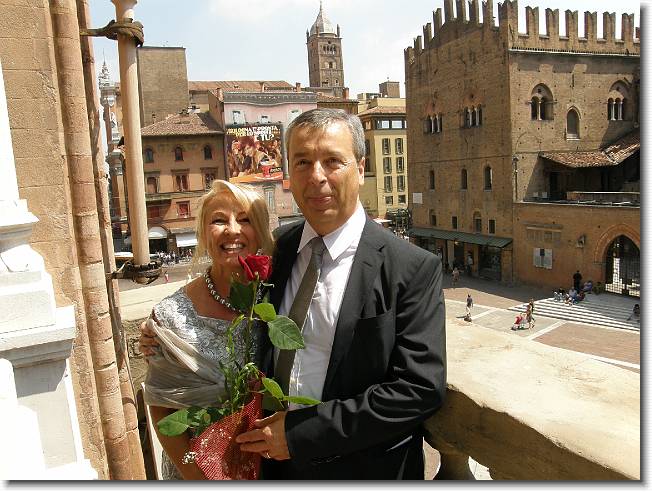 Clicca per scorrere le foto originali ingrandite