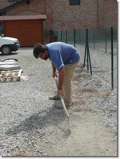 Clicca per scorrere le foto originali ingrandite