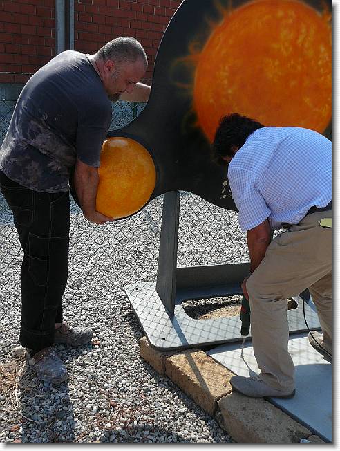 Clicca per scorrere le foto originali ingrandite