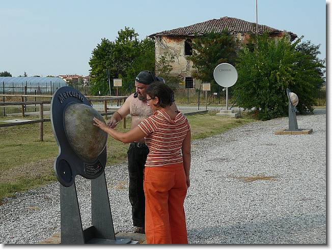 Clicca per scorrere le foto originali ingrandite