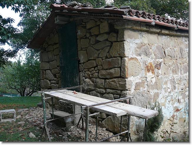 Clicca per scorrere le foto originali ingrandite