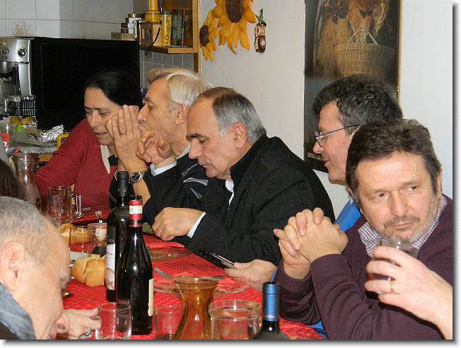 Clicca per scorrere le foto originali ingrandite