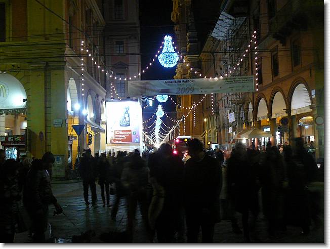 Clicca per scorrere le foto originali ingrandite