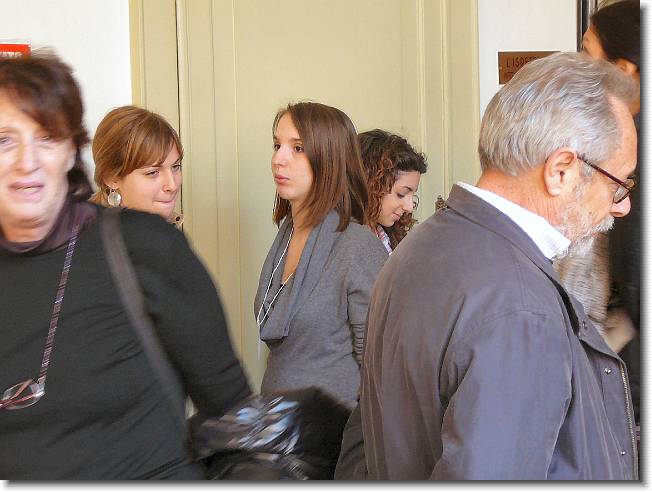 Clicca per scorrere le foto originali ingrandite