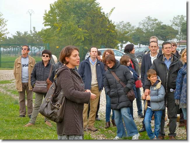 Clicca per scorrere le foto originali ingrandite