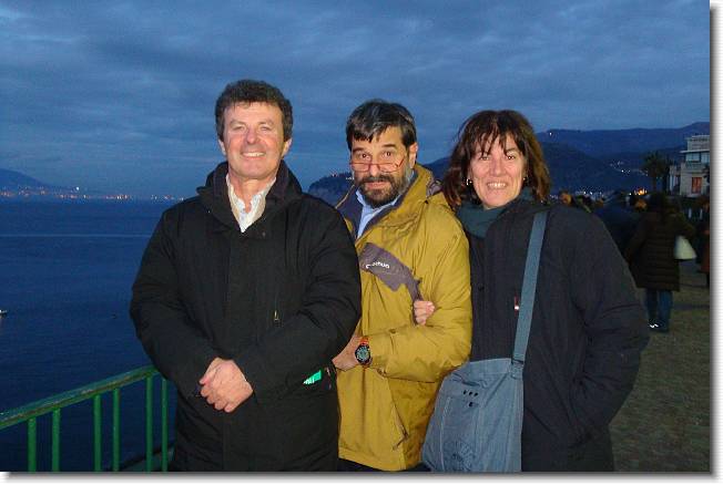 Clicca per scorrere le foto originali ingrandite