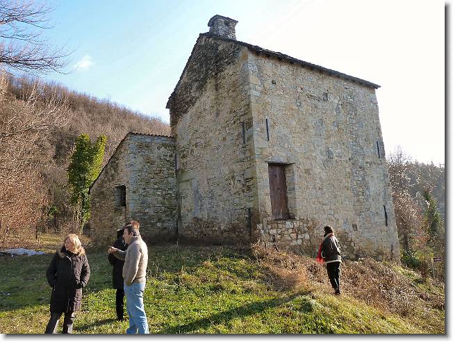 Clicca per scorrere le foto originali ingrandite