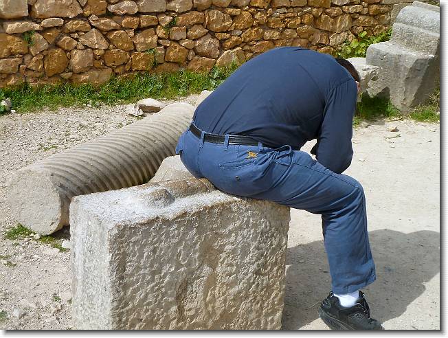 Clicca per scorrere le foto originali ingrandite