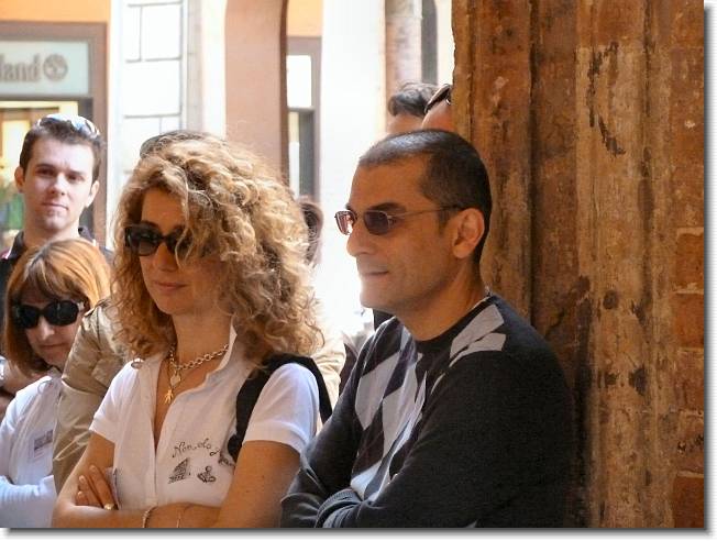 Clicca per scorrere le foto originali ingrandite