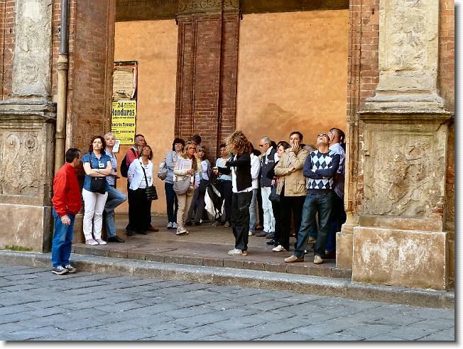 Clicca per scorrere le foto originali ingrandite