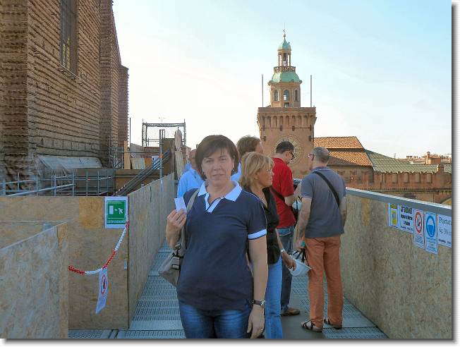 Clicca per scorrere le foto originali ingrandite