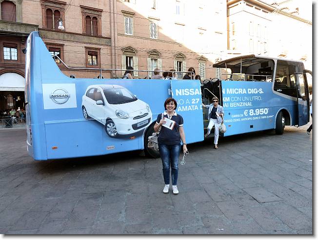 Clicca per scorrere le foto originali ingrandite