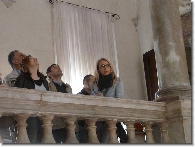 Clicca per scorrere le foto originali ingrandite