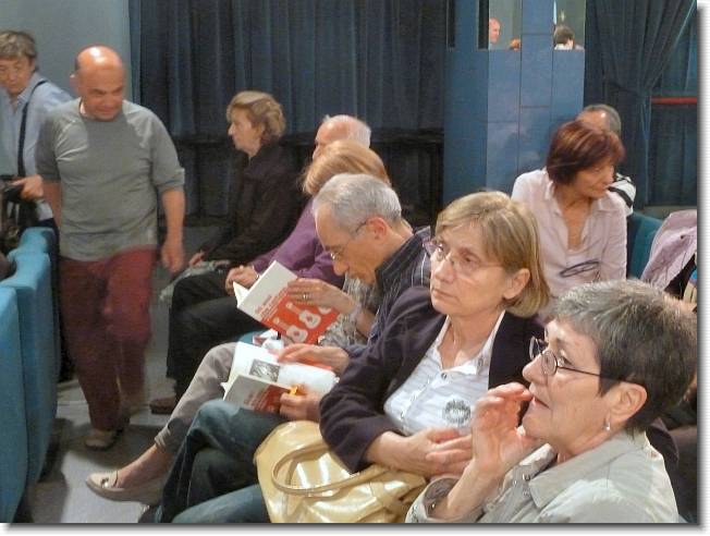Clicca per scorrere le foto originali ingrandite