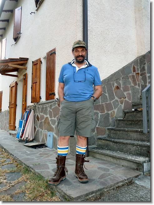 Clicca per scorrere le foto originali ingrandite