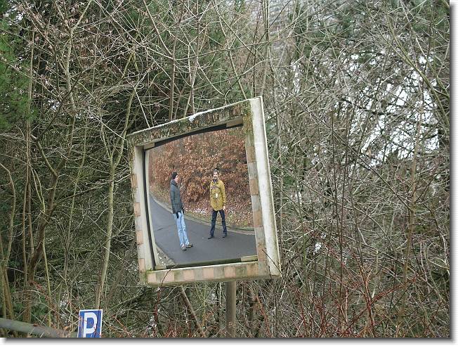Clicca per scorrere le foto originali ingrandite