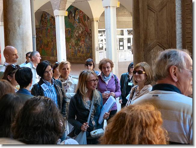 Clicca per scorrere le foto originali ingrandite