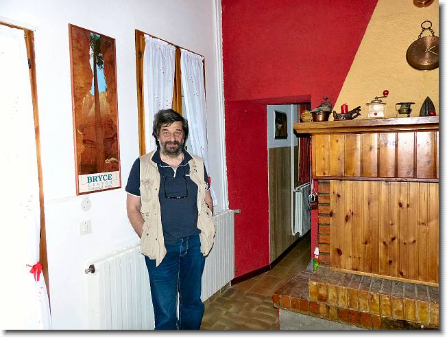 Clicca per scorrere le foto originali ingrandite