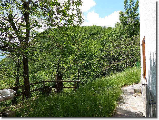 Clicca per scorrere le foto originali ingrandite