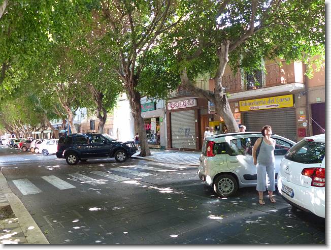 Clicca per scorrere le foto originali ingrandite