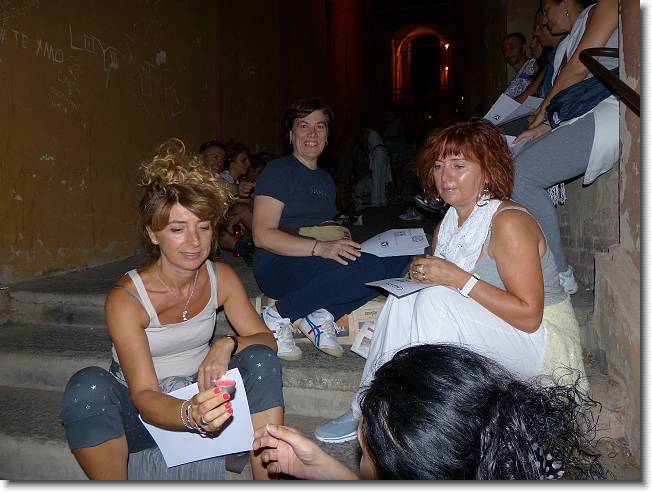 Clicca per scorrere le foto originali ingrandite
