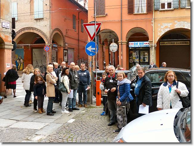 Clicca per scorrere le foto originali ingrandite