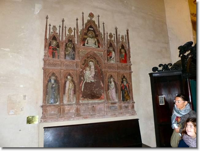 Clicca per scorrere le foto originali ingrandite