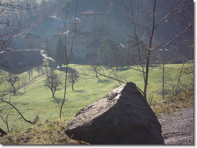 Clicca per scorrere le foto originali ingrandite