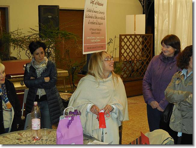 Clicca per scorrere le foto originali ingrandite