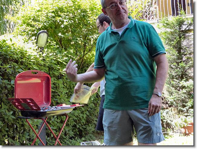 Clicca per scorrere le foto originali ingrandite