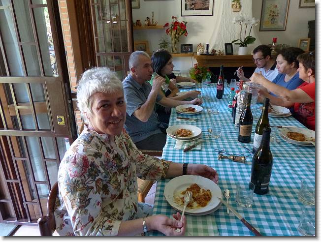 Clicca per scorrere le foto originali ingrandite
