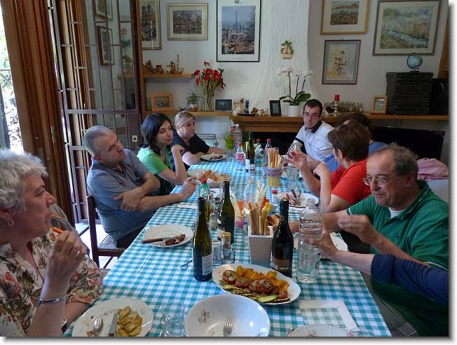 Clicca per scorrere le foto originali ingrandite